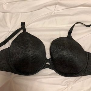 Victoria secret bra!!! Never worn!!